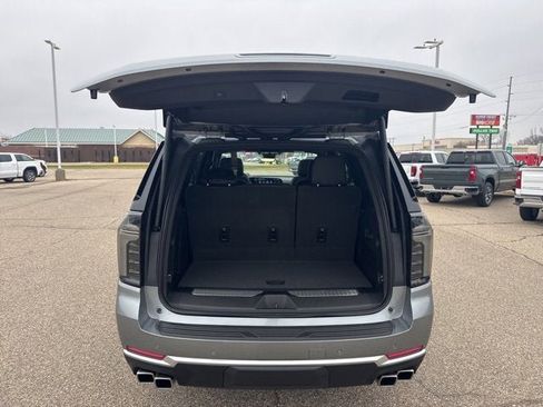 New 2026 Chevrolet Tahoe High Country image 8