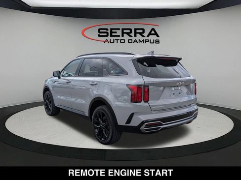 Used 2023 Kia Sorento SX AWD/4WD image 12