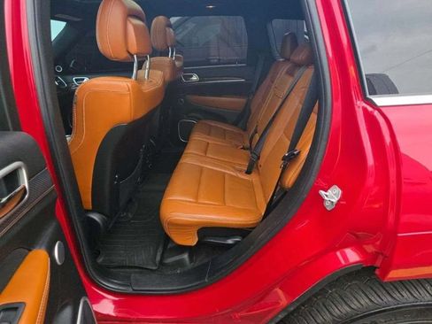 Used 2015 Jeep Grand Cherokee SRT w/ Luxury Group II AWD/4WD image 6