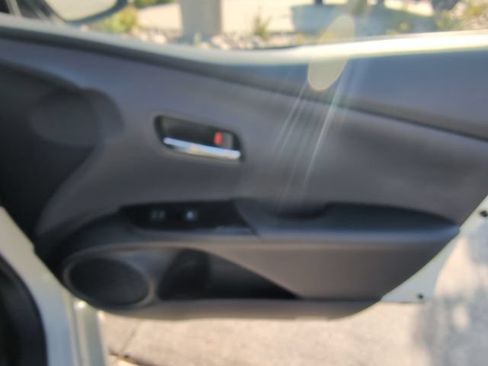 Used 2018 Toyota Prius Prime Advanced w/ Protection Package FWD image 28