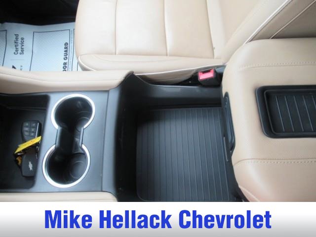Used 2024 Chevrolet Tahoe Premier AWD/4WD image 40