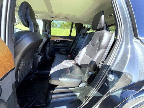 Used 2021 Volvo XC90 T6 Momentum w/ Advanced Package AWD/4WD image 20