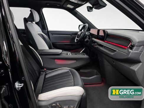 Used 2026 Kia EV9 GT-Line AWD/4WD image 8