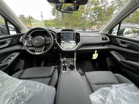 New 2025 Subaru Ascent Limited image 12