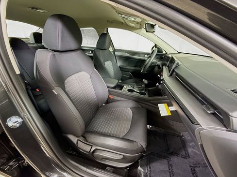 New 2026 Kia K5 LXS FWD image 31