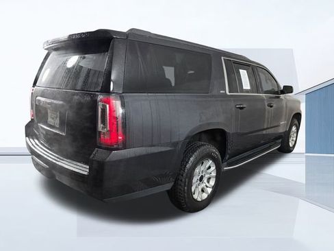 Used 2020 GMC Yukon XL SLT image 7