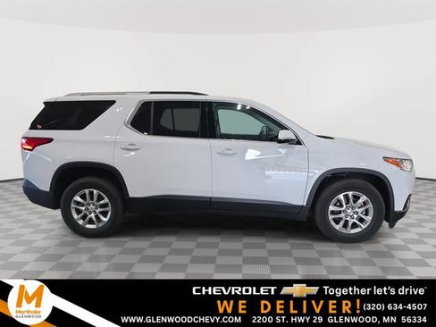 Used 2018 Chevrolet Traverse LT AWD/4WD image 1