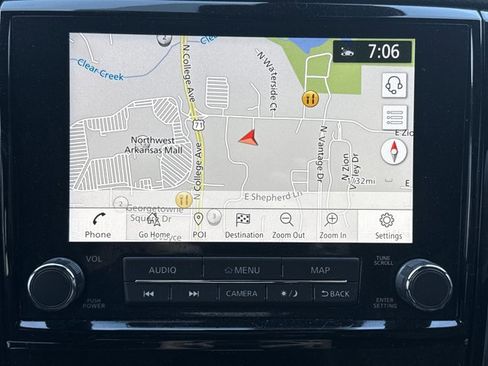 Used 2021 Nissan Titan Platinum Reserve w/ Moonroof Package AWD/4WD image 5