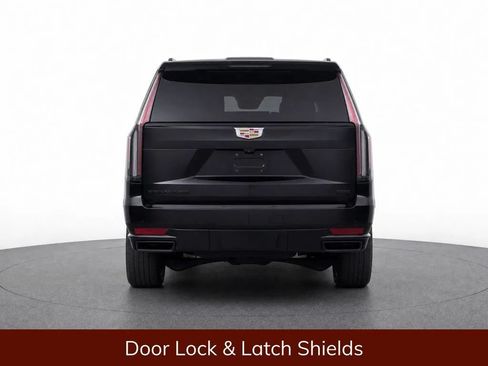 Used 2022 Cadillac Escalade ESV Sport AWD/4WD image 8