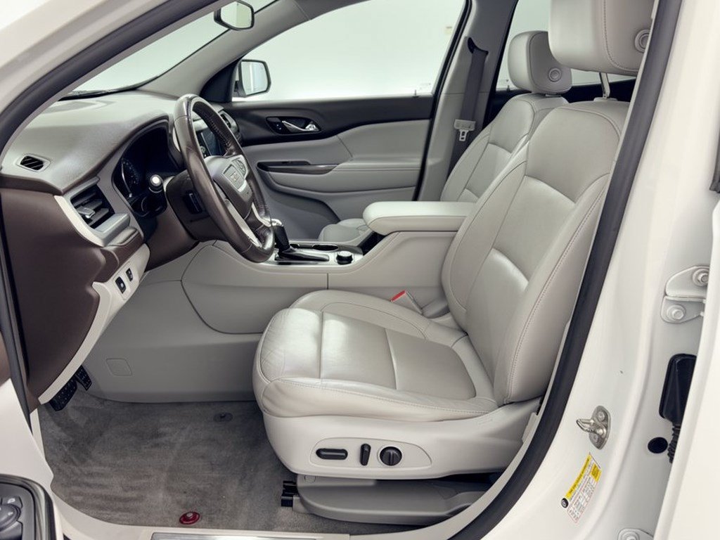 Used 2017 GMC Acadia SLT FWD image 5
