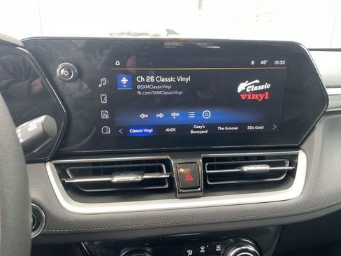 Used 2025 Chevrolet TrailBlazer LT FWD image 22