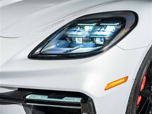 New 2026 Porsche Panamera Turbo image 12
