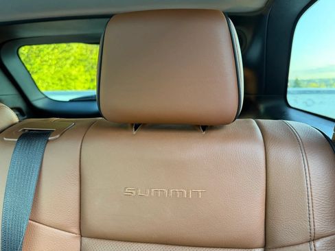 Used 2016 Jeep Grand Cherokee Summit w/ Platinum Series Group AWD/4WD image 41