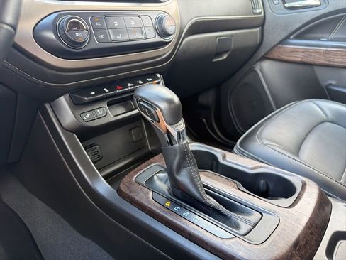 Used 2022 GMC Canyon Denali AWD/4WD image 18