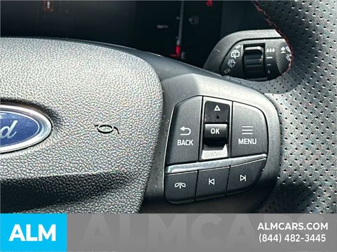 Certified 2025 Ford Escape ST-Line Select AWD/4WD image 30