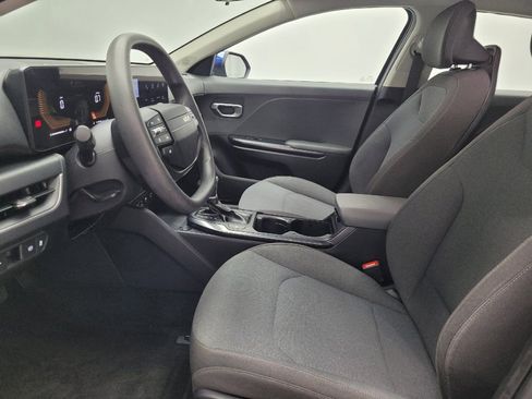 Used 2025 Kia K4 FWD image 17