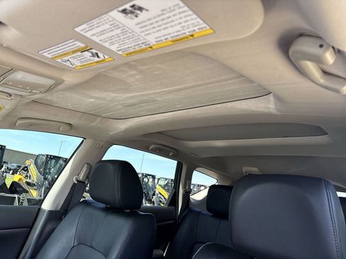 Used 2014 Nissan Murano LE w/ Platinum Edition Package AWD/4WD image 24