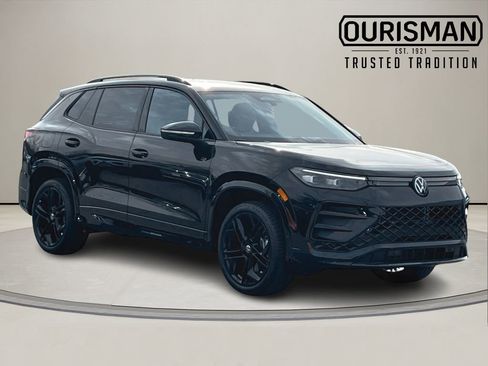 New 2026 Volkswagen Tiguan SE R-Line image 1