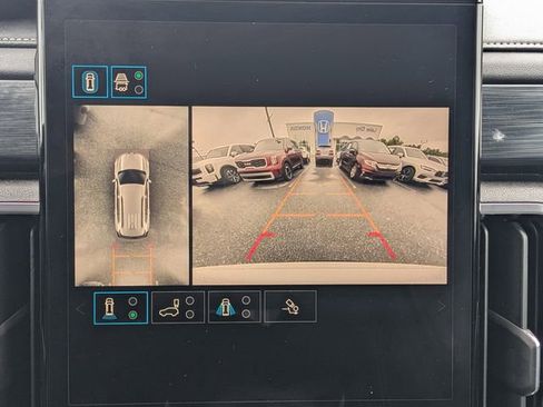 Used 2025 GMC Acadia Elevation image 31