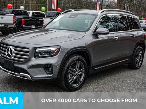 Used 2025 Mercedes-Benz GLB 250 GLB 250 w/ Exclusive Package image 3
