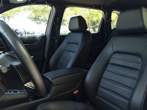 Used 2025 Honda CR-V Sport-L image 17