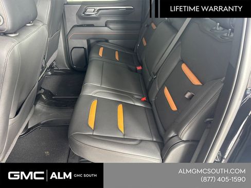 New 2026 GMC Sierra 1500 AT4 w/ AT4 Premium Package AWD/4WD image 22