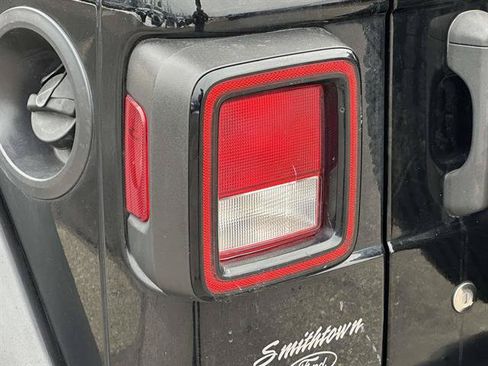 Used 2020 Jeep Wrangler Unlimited Sport S AWD/4WD image 29