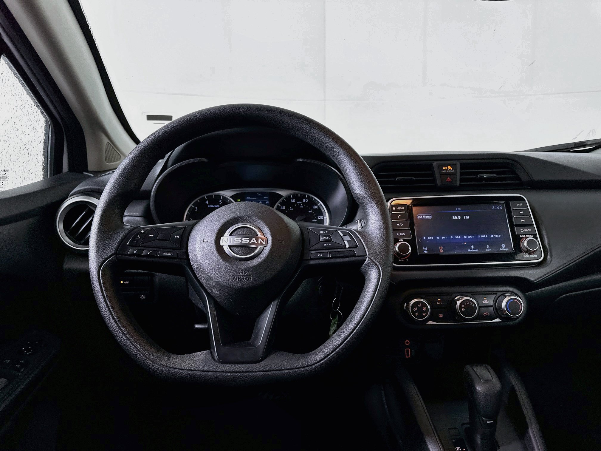 Used 2025 Nissan Versa S FWD image 17