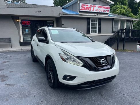 Used 2017 Nissan Murano Platinum w/ Platinum Technology Package FWD image 4