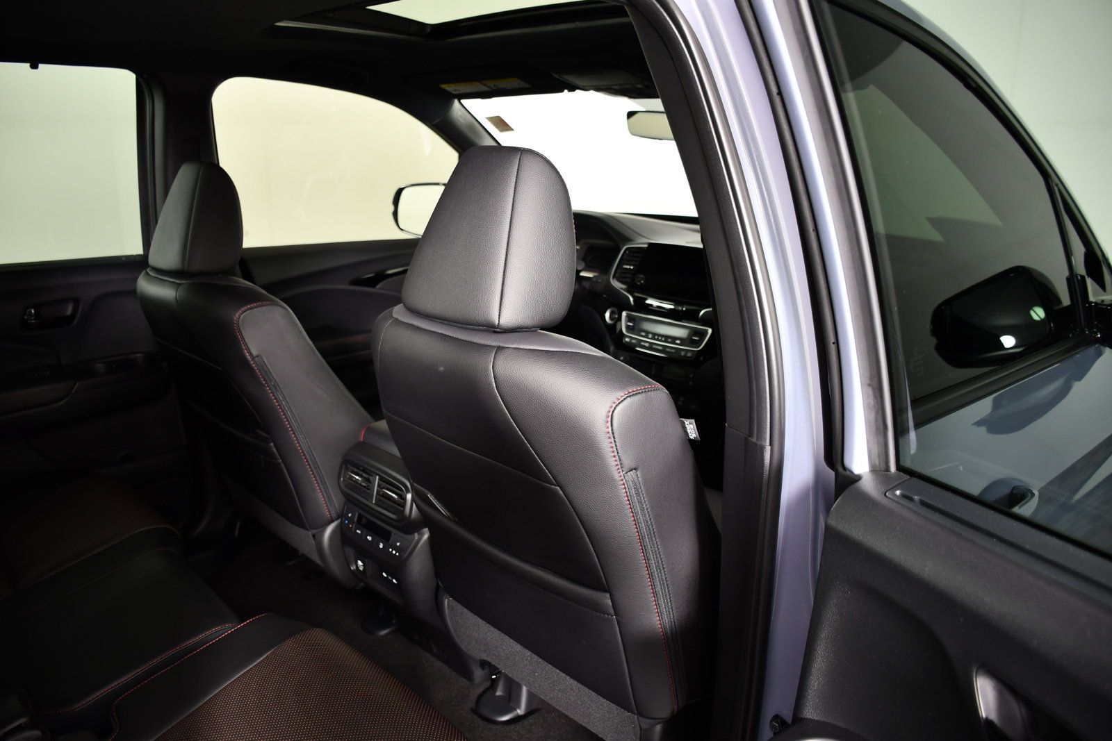 Used 2024 Honda Passport Black Edition image 46