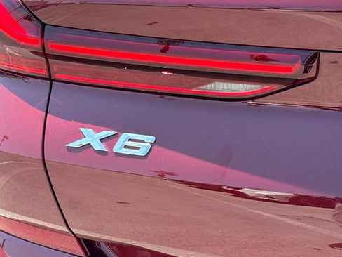 Used 2025 BMW X6 xDrive40i image 6