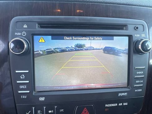 Used 2017 Chevrolet Traverse LT AWD/4WD image 14