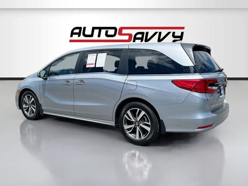 Used 2023 Honda Odyssey Touring image 5