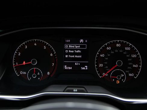 Used 2021 Volkswagen Jetta R-Line FWD image 31