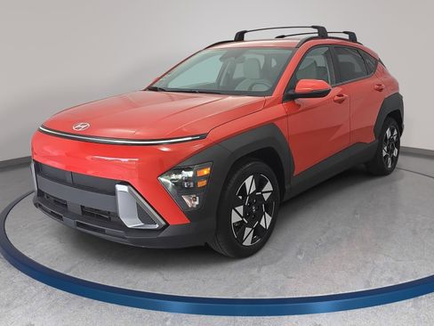 Used 2024 Hyundai Kona SEL image 1