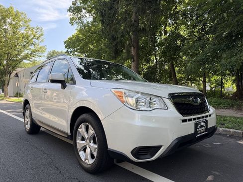 Used 2014 Subaru Forester 2.5i Premium w/ Popular Package #1 AWD/4WD image 4