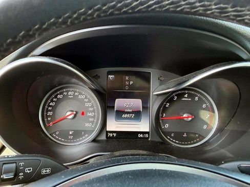 Used 2018 Mercedes-Benz GLC 300 4MATIC w/ Premium Package image 25