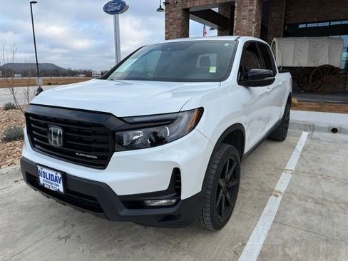 Used 2022 Honda Ridgeline Black Edition image 6