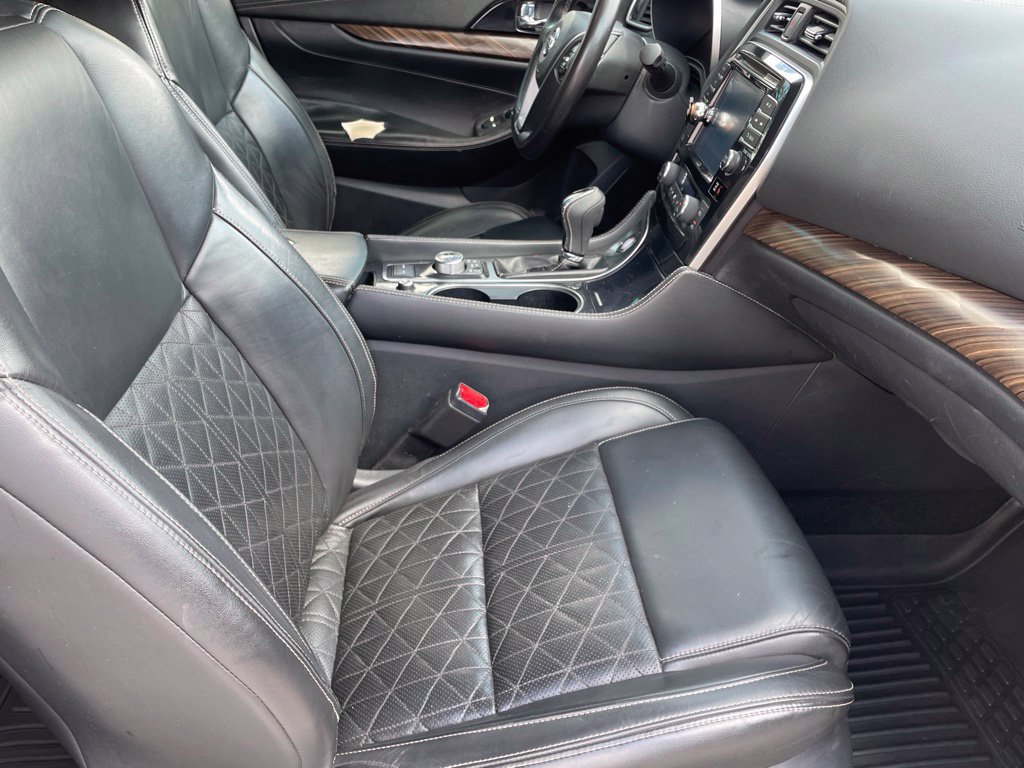 Used 2016 Nissan Maxima Platinum FWD image 25