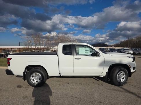 New 2026 Nissan Frontier S w/ Tow Package AWD/4WD image 21