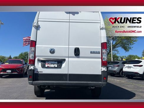 Used 2026 RAM ProMaster 2500 w/ Convenience Group FWD image 7