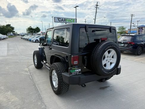 Used 2018 Jeep Wrangler Sport AWD/4WD image 8