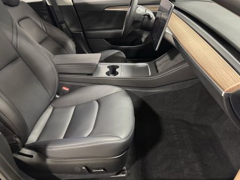 Used 2023 Tesla Model 3 Standard Range image 6