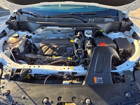 Used 2024 Chevrolet Trax RS w/ Driver Confidence Package image 30