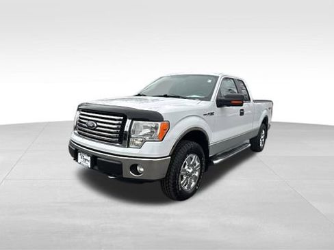 Used 2011 Ford F150 XLT w/ XLT Chrome Pkg image 2