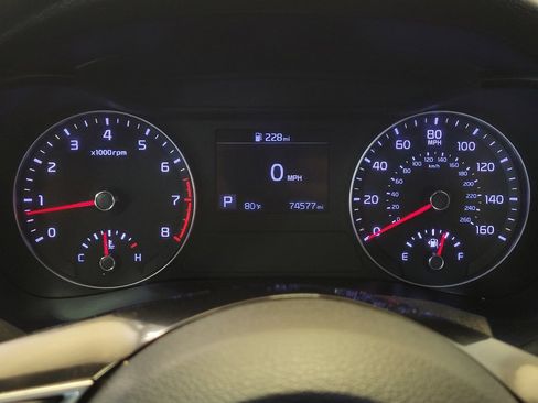 Used 2020 Kia Forte LXS FWD image 23