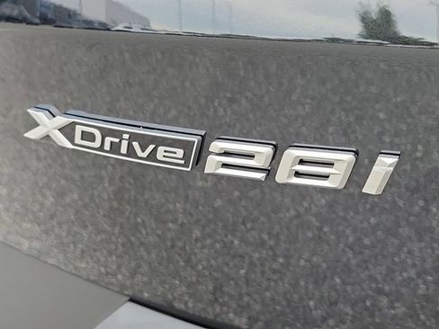 Used 2026 BMW X2 xDrive28i AWD/4WD image 6