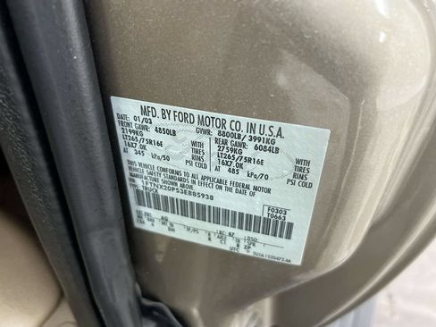 Used 2003 Ford F250 XL RWD image 26