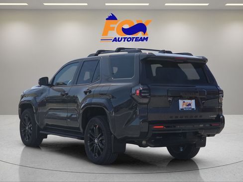 Used 2026 Toyota 4Runner Platinum AWD/4WD image 3