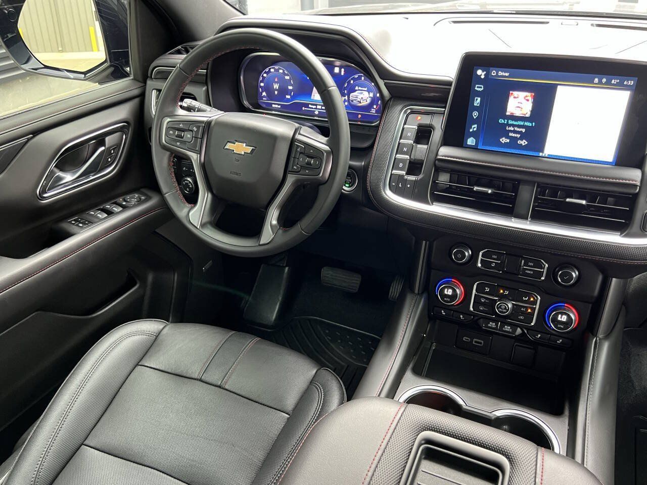 Used 2023 Chevrolet Suburban RST w/ Sport Performance Package AWD/4WD image 24